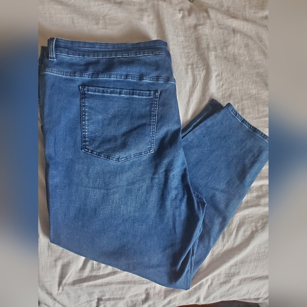 Universal Standard Seine Jeans